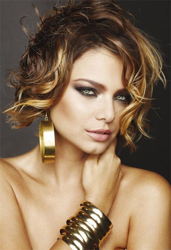 dark roots 8 1 80+ Marvelous Color Ideas for Women with Short Hair - 122
