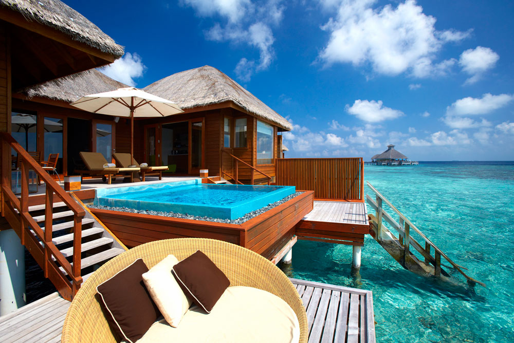 10 Most Unusual Restaurants in The World 31 huvafen fushi resort maldives 07 10 Most Unusual Restaurants in The World - 31