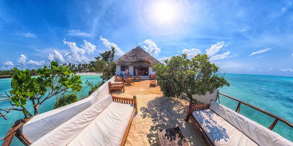 10 Most Unusual Restaurants in The World 20 rock zanzibar 2 10 Most Unusual Restaurants in The World - 20