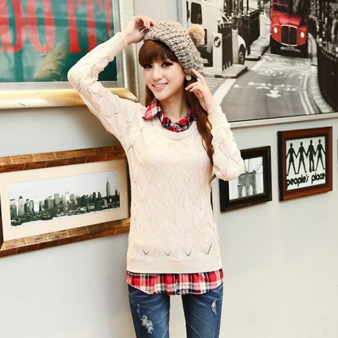 sweater-and-shirt-outfit-675x675 5 Casual Winter Outfits for Elegant Ladies