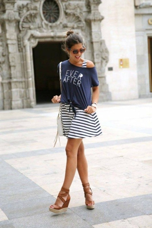 classic stripes 17 77+ Elegant Striped Outfit Ideas and Ways to Wear Stripes - 56