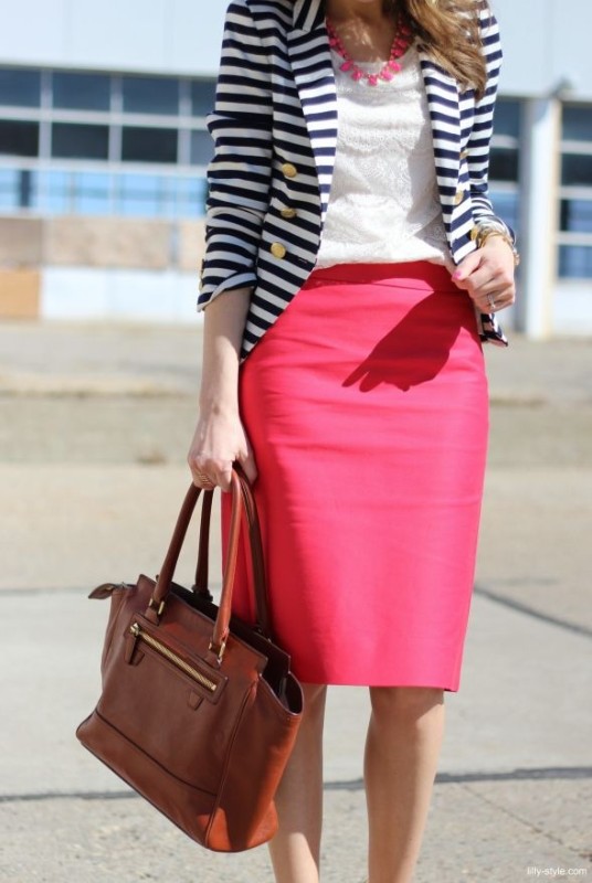 classic stripes 28 77+ Elegant Striped Outfit Ideas and Ways to Wear Stripes - 67