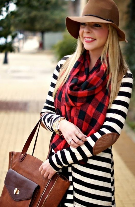 completely-striped-outfits-5 77+ Elegant Striped Outfit Ideas and Ways to Wear Stripes
