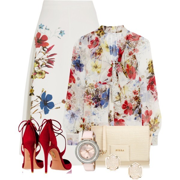 floral-outfits-70 84+ Breathtaking Floral Outfit Ideas for All Seasons