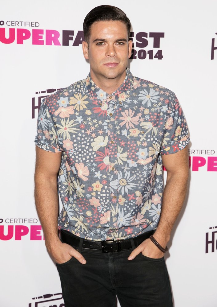 mark salling vevo certified superfanfest 02 15 Male Celebrities Fashion Trends for Summer - 21