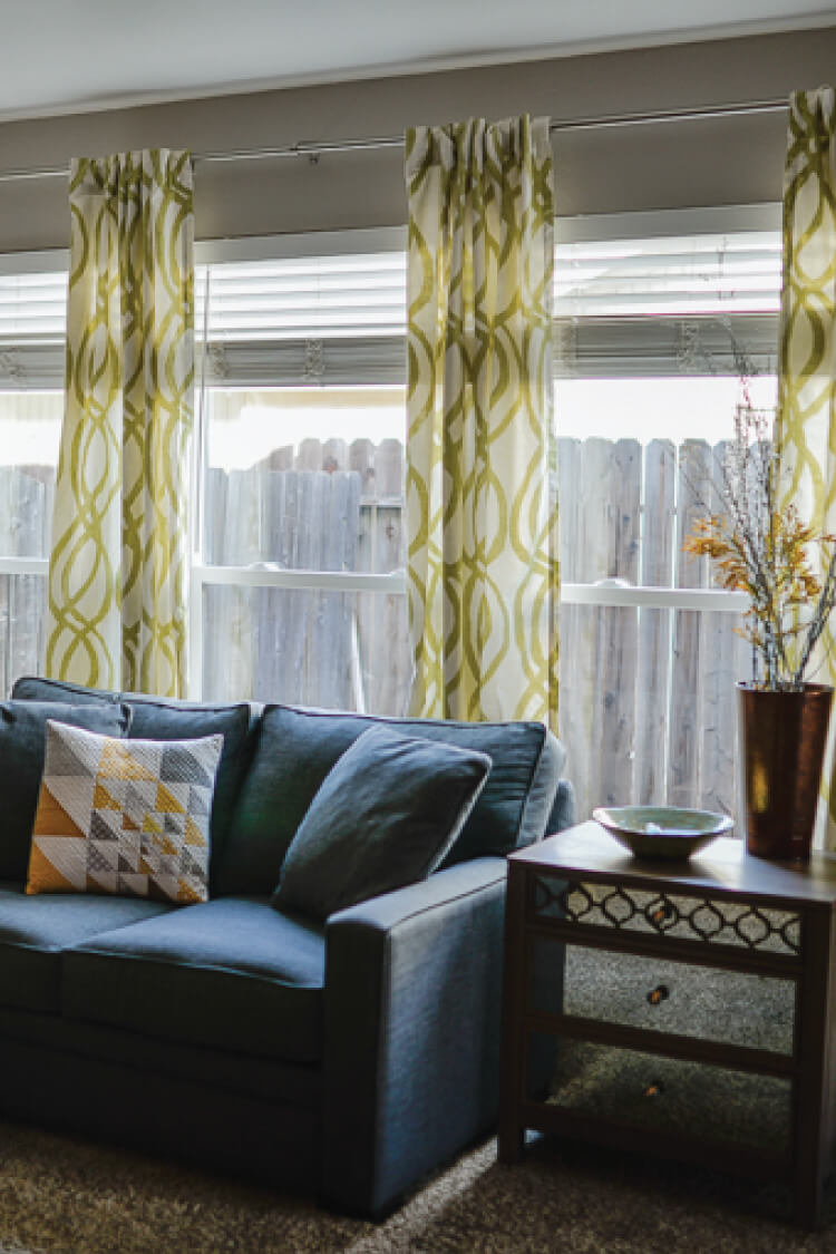 Hanging Curtains FEATURE 750 x 1125 20+ Hottest Curtain Design Ideas - 144