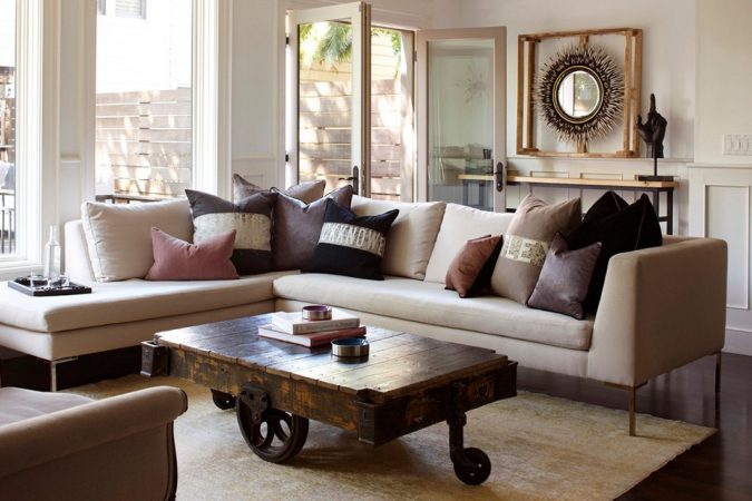 Rustic-Farmhouse-Coffee-Table-Ideas-675x450 11 Charming Rustic Home Decors & Living Sets Trends in 2020