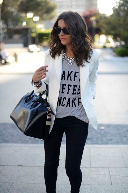 T shirts for work 7 1 87+ Elegant Office Outfit Ideas for Business Ladies - 44