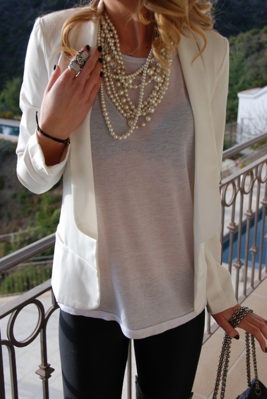 87+ Elegant Office Outfit Ideas for Business Ladies 45 T shirts for work 8 1 87+ Elegant Office Outfit Ideas for Business Ladies - 45