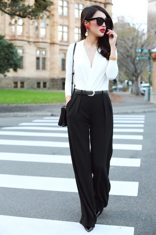 black-and-white-color-combination-13-1 87+ Elegant Office Outfit Ideas for Business Ladies in 2021