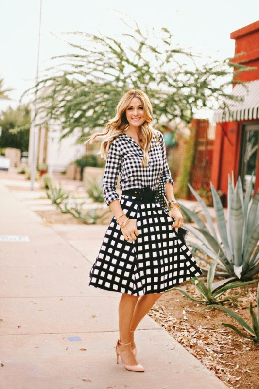 87+ Elegant Office Outfit Ideas for Business Ladies 139 black and white color combination 20 1 87+ Elegant Office Outfit Ideas for Business Ladies - 139