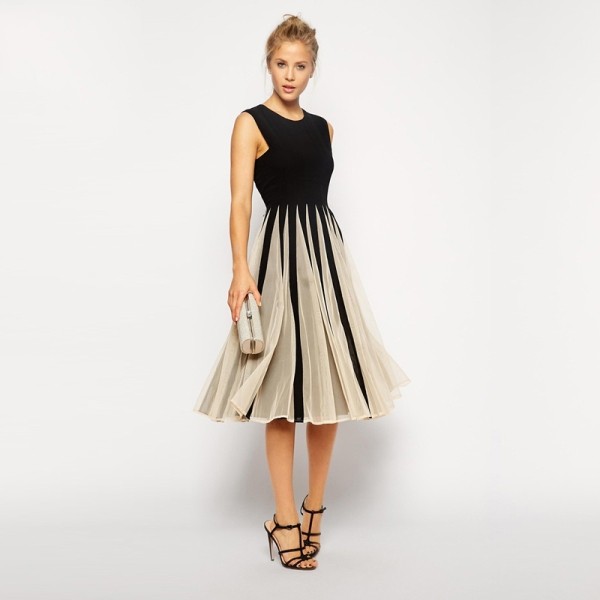 87+ Elegant Office Outfit Ideas for Business Ladies 149 black and white color combination 30 1 87+ Elegant Office Outfit Ideas for Business Ladies - 149