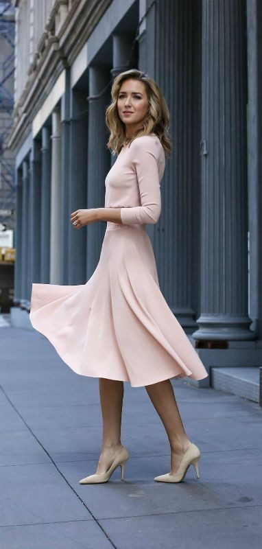dresses-for-work-5-1 87+ Elegant Office Outfit Ideas for Business Ladies in 2021