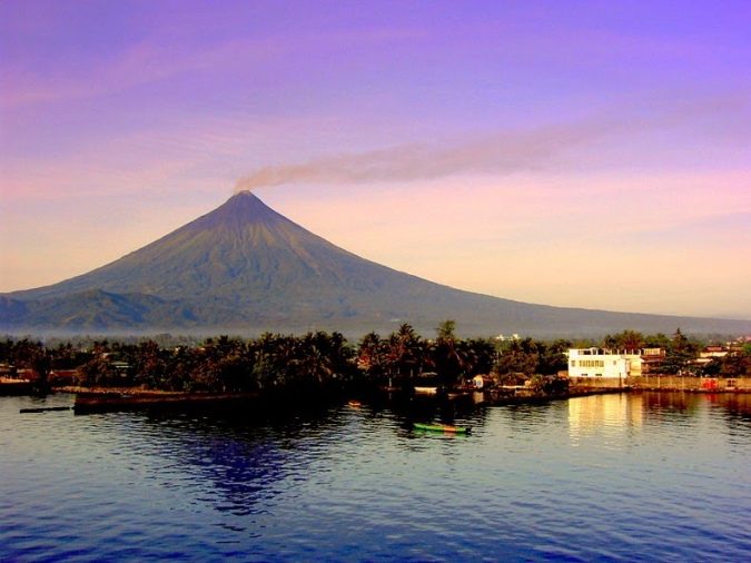 Top 10 Most Attractive Places you Should Visit in Philippines 9 mayon volcano Top 10 Most Attractive Places you Should Visit in Philippines - 9