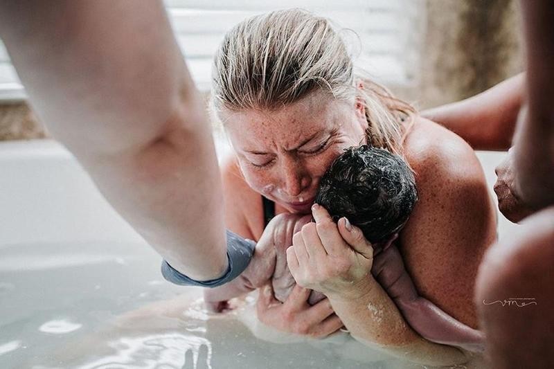 motherhood 12 78+ Heart-touching Photos of Mothers and Their Babies - 15