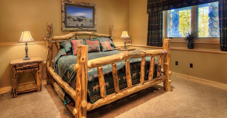 rustic master bedroom with crown molding 11 Charming Rustic Home Decors & Living Sets Trends - ceiling decoration 2