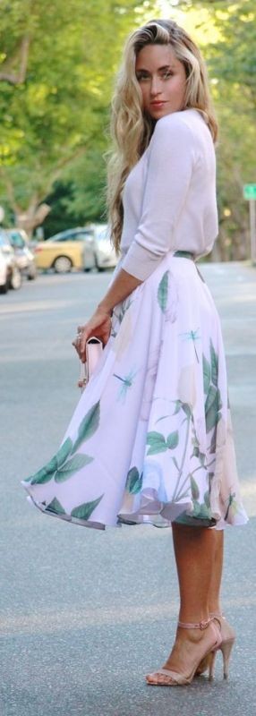 skirts-for-work-1-1 87+ Elegant Office Outfit Ideas for Business Ladies in 2021