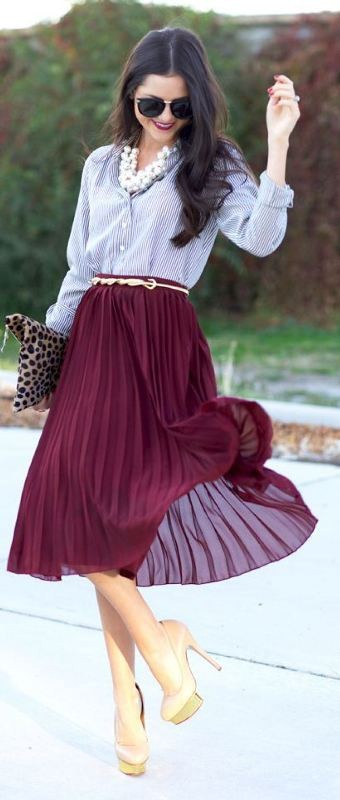 skirts-for-work-7-1 87+ Elegant Office Outfit Ideas for Business Ladies in 2021