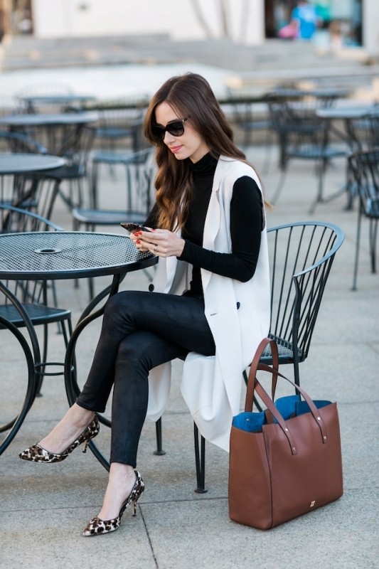 sweaters-13-2 83+ Fall & Winter Office Outfit Ideas for Business Ladies in 2022
