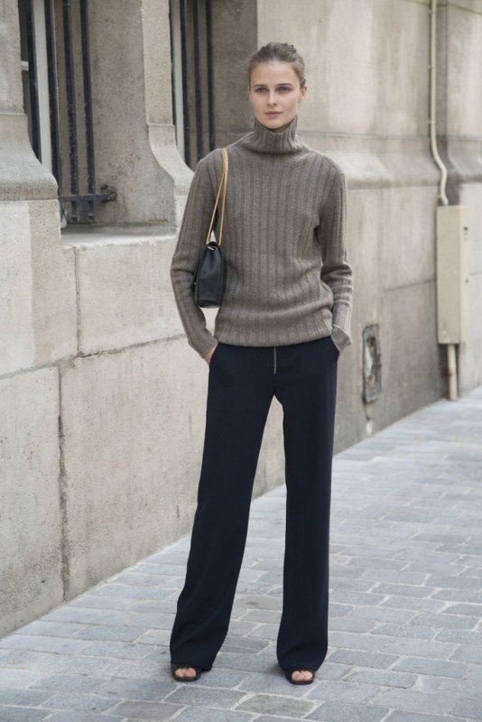 turtlenecks-8-2 83+ Fall & Winter Office Outfit Ideas for Business Ladies in 2022