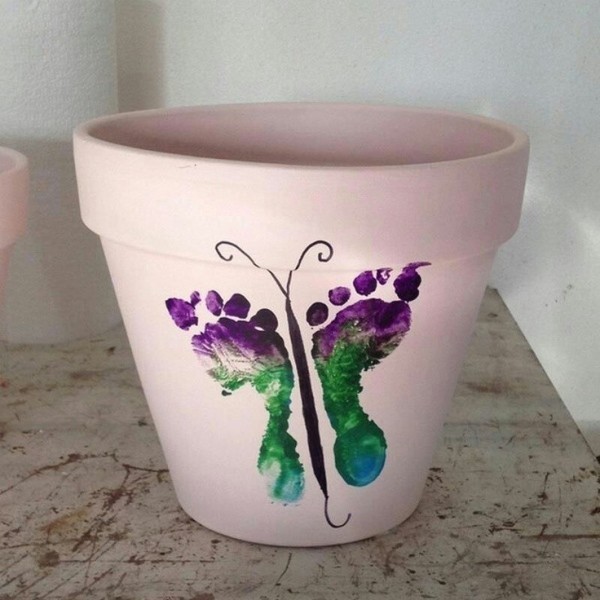 35 Unexpected & Creative Handmade Mother's Day Gift Ideas 102 Mothers Day plant pots 5 35 Unexpected & Creative Handmade Mother's Day Gift Ideas - 102