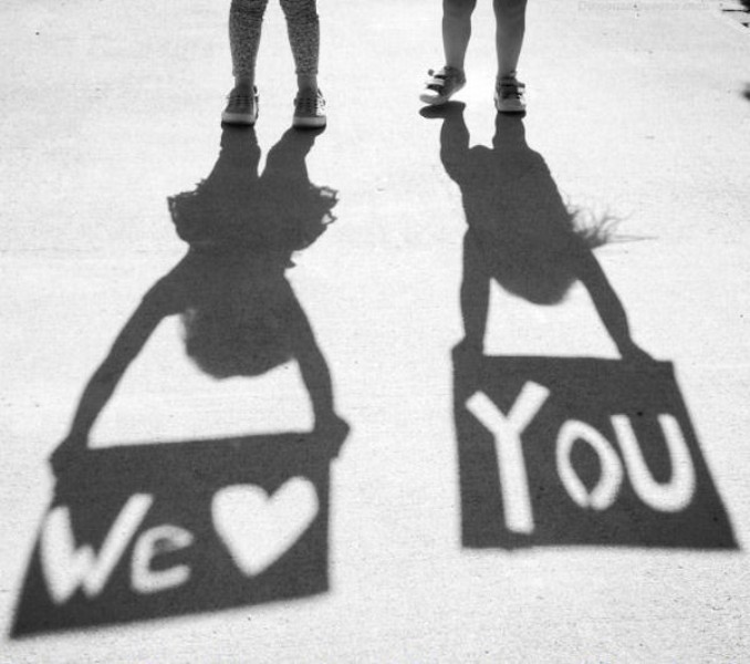 35 Unexpected & Creative Handmade Mother's Day Gift Ideas 21 Mothers Day shadow photo 35 Unexpected & Creative Handmade Mother's Day Gift Ideas - 21