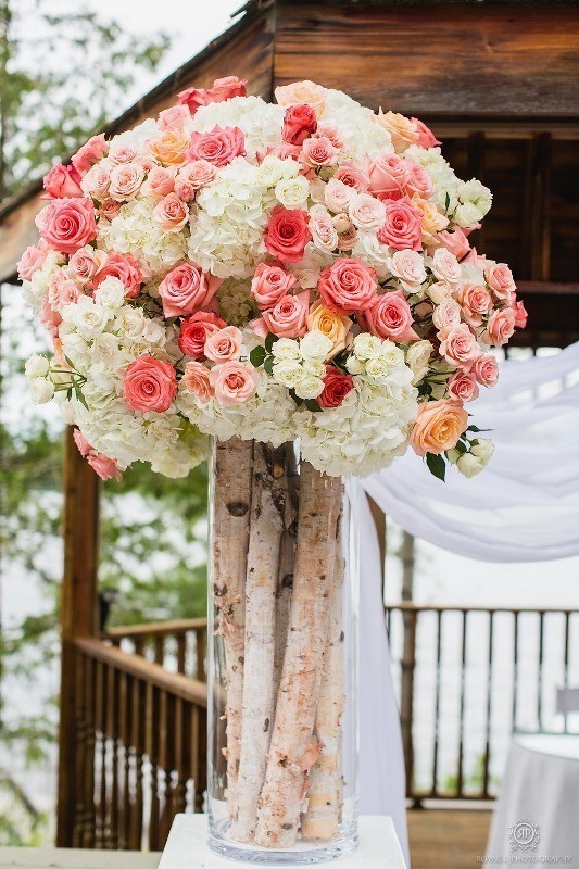 79+ Insanely Stunning Wedding Centerpiece Ideas 96 branch wedding centerpieces 1 79+ Insanely Stunning Wedding Centerpiece Ideas - 96