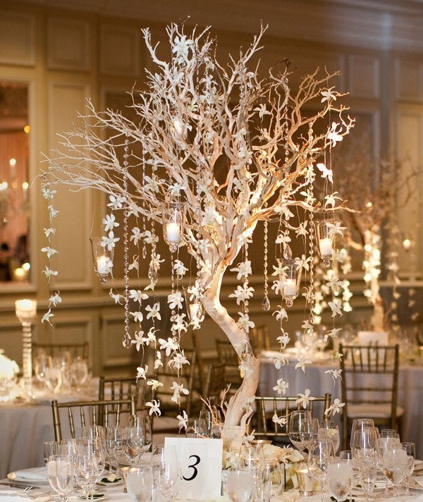 79+ Insanely Stunning Wedding Centerpiece Ideas 105 branch wedding centerpieces 10 79+ Insanely Stunning Wedding Centerpiece Ideas - 105