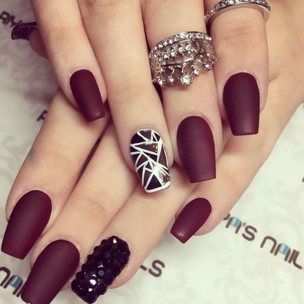 16+ Lovely Nail Polish Trends for Spring & Summer 224 burgundy nails 4 16+ Lovely Nail Polish Trends for Spring & Summer - 224