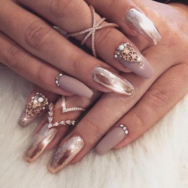 16+ Lovely Nail Polish Trends for Spring & Summer 32 embellished nails 12 16+ Lovely Nail Polish Trends for Spring & Summer - 32