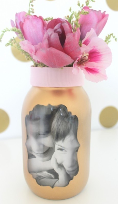 35 Unexpected & Creative Handmade Mother's Day Gift Ideas 90 handmade Mothers Day Vase 35 Unexpected & Creative Handmade Mother's Day Gift Ideas - 90