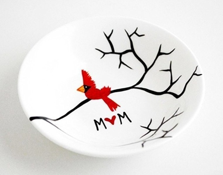 handmade jewelry dish 5 35 Unexpected & Creative Handmade Mother's Day Gift Ideas - 113