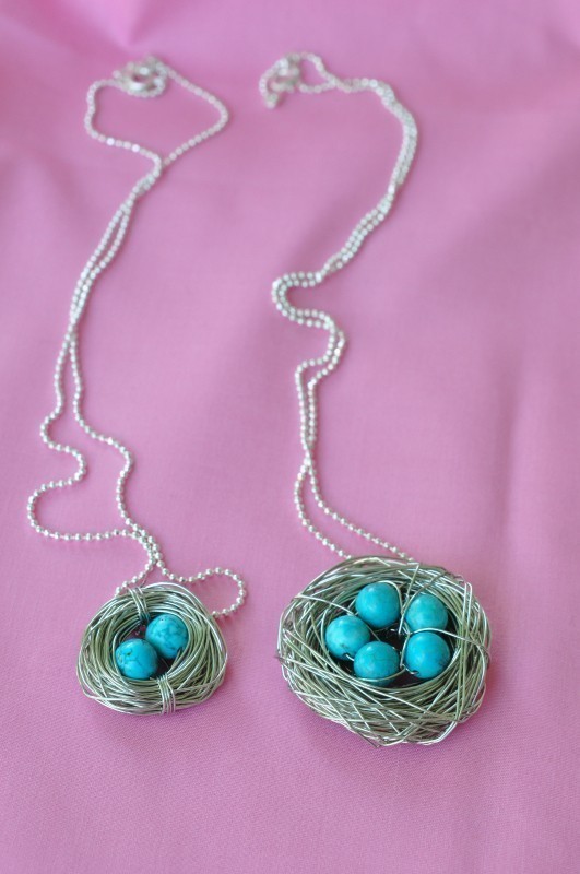 handmade jewelry 35 Unexpected & Creative Handmade Mother's Day Gift Ideas - 115