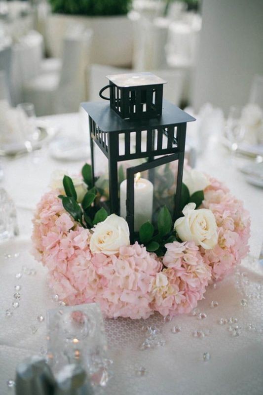 79+ Insanely Stunning Wedding Centerpiece Ideas 20 lantern wedding centerpieces 2 79+ Insanely Stunning Wedding Centerpiece Ideas - 20