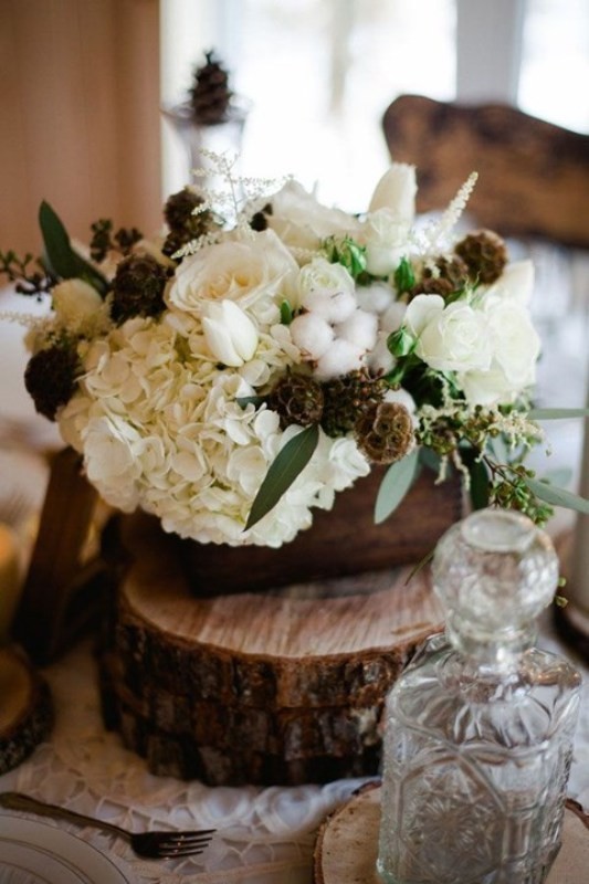 79+ Insanely Stunning Wedding Centerpiece Ideas 50 non traditional wedding vases 14 79+ Insanely Stunning Wedding Centerpiece Ideas - 50