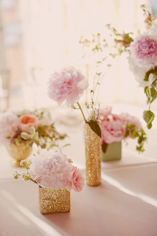 79+ Insanely Stunning Wedding Centerpiece Ideas 38 non traditional wedding vases 2 79+ Insanely Stunning Wedding Centerpiece Ideas - 38