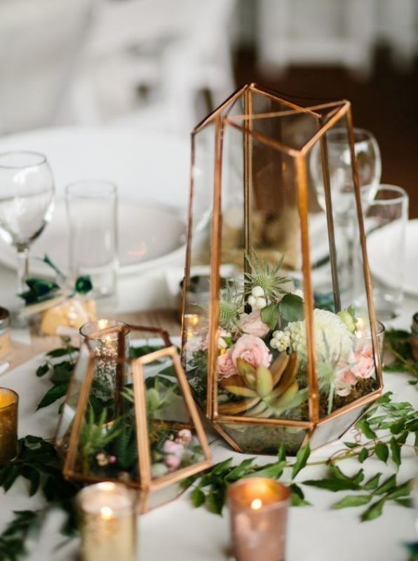 79+ Insanely Stunning Wedding Centerpiece Ideas 61 non traditional wedding vases 25 79+ Insanely Stunning Wedding Centerpiece Ideas - 61