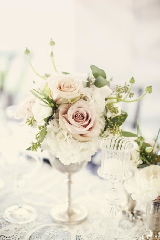 79+ Insanely Stunning Wedding Centerpiece Ideas 45 non traditional wedding vases 9 79+ Insanely Stunning Wedding Centerpiece Ideas - 45