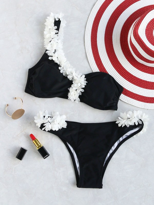 18+ HOTTEST Swimsuit Trends for Summer 108 one shoulder off bikini 18+ HOTTEST Swimsuit Trends for Summer - 108