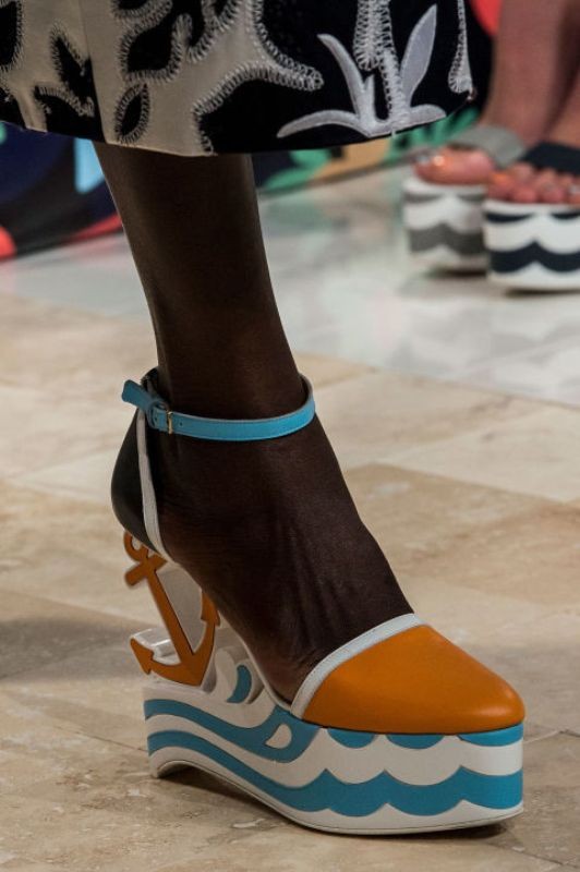 platform-shoes-7 Top 10 Catchiest Spring / Summer Shoe Trends for Women 2022