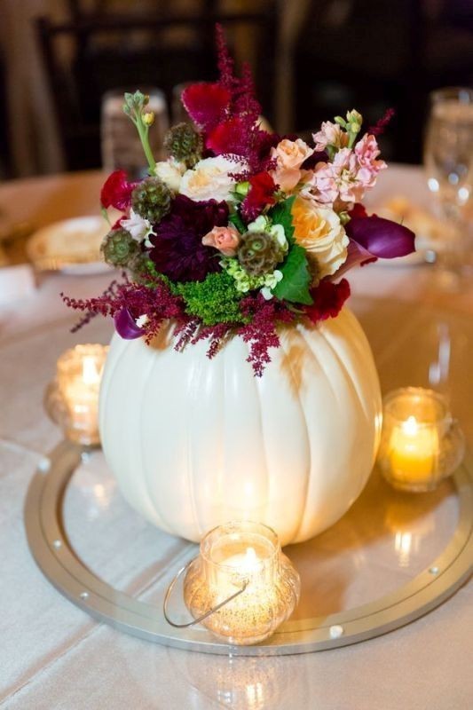 79+ Insanely Stunning Wedding Centerpiece Ideas 28 pumpkin wedding centerpieces 2 79+ Insanely Stunning Wedding Centerpiece Ideas - 28