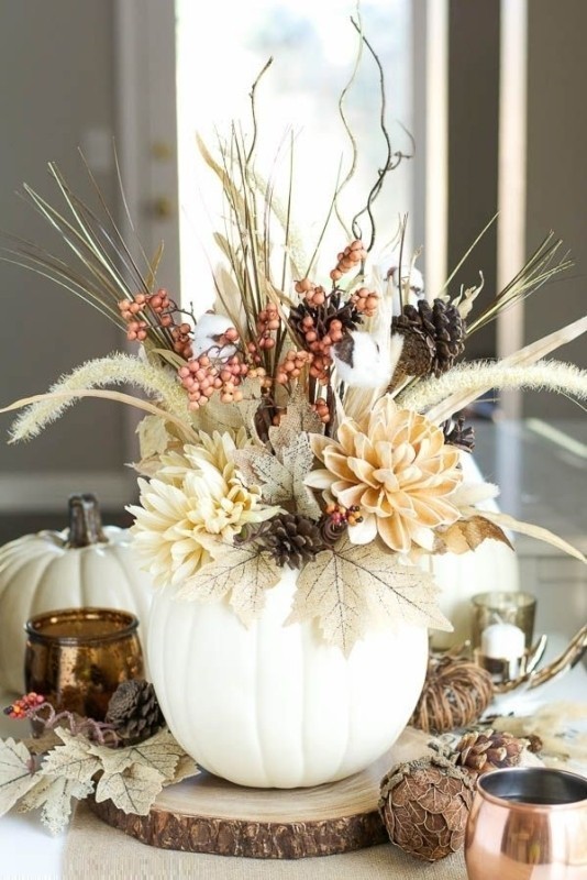 79+ Insanely Stunning Wedding Centerpiece Ideas 31 pumpkin wedding centerpieces 5 79+ Insanely Stunning Wedding Centerpiece Ideas - 31