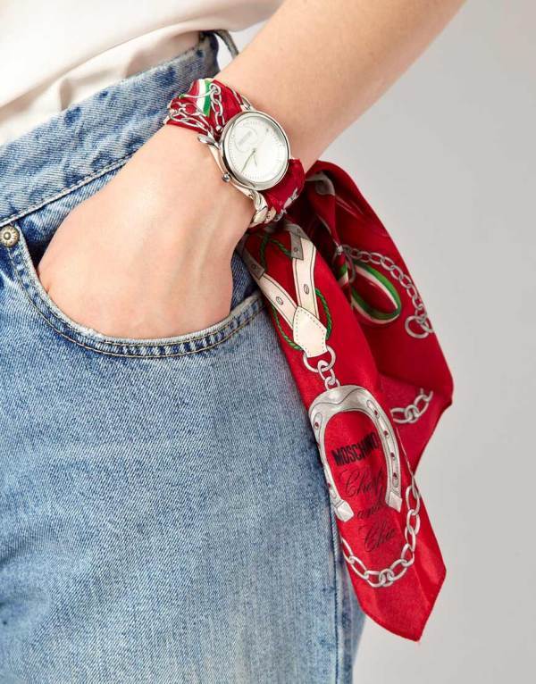 35 Unexpected & Creative Handmade Mother's Day Gift Ideas 9 scarf watchband 35 Unexpected & Creative Handmade Mother's Day Gift Ideas - 9