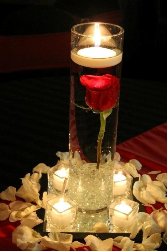 79+ Insanely Stunning Wedding Centerpiece Ideas 110 single flower wedding centerpieces 79+ Insanely Stunning Wedding Centerpiece Ideas - 110