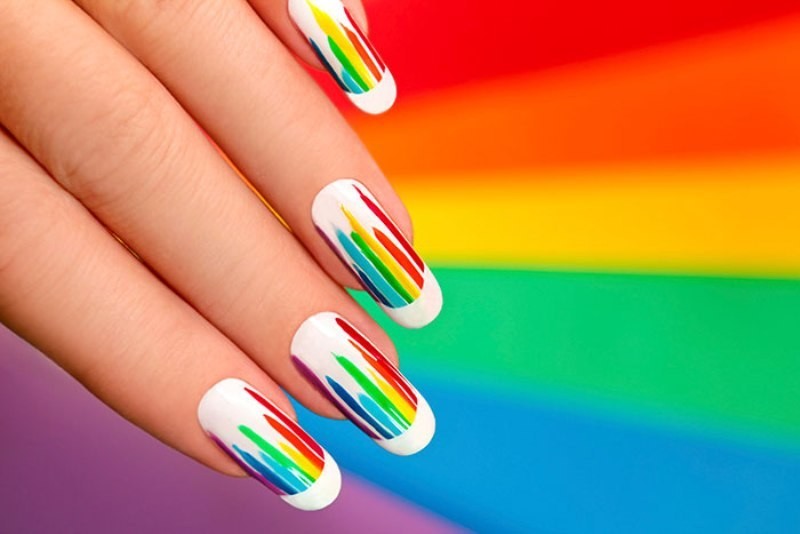 striped-nails-24 16+ Lovely Nail Polish Trends for Spring & Summer 2022