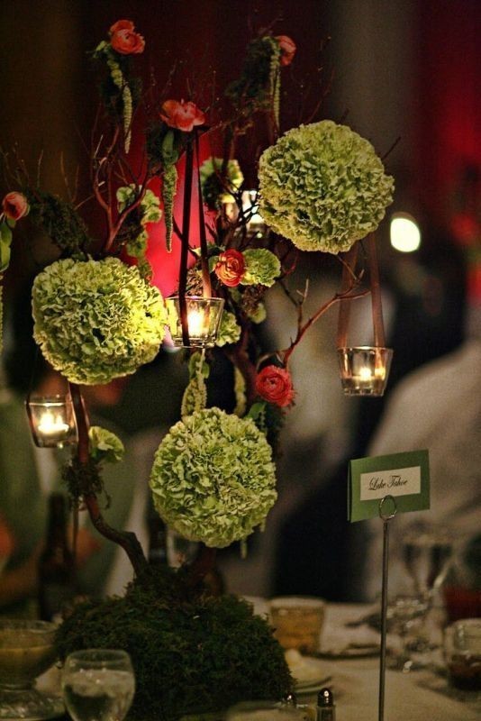 79+ Insanely Stunning Wedding Centerpiece Ideas 147 tall wedding centerpieces 22 79+ Insanely Stunning Wedding Centerpiece Ideas - 147