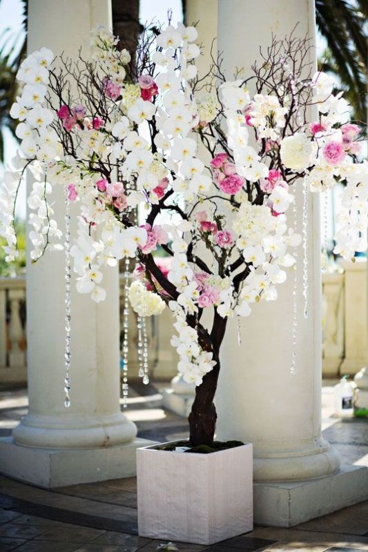 using trees for decoration 8 82+ Awesome Outdoor Wedding Decoration Ideas - 85
