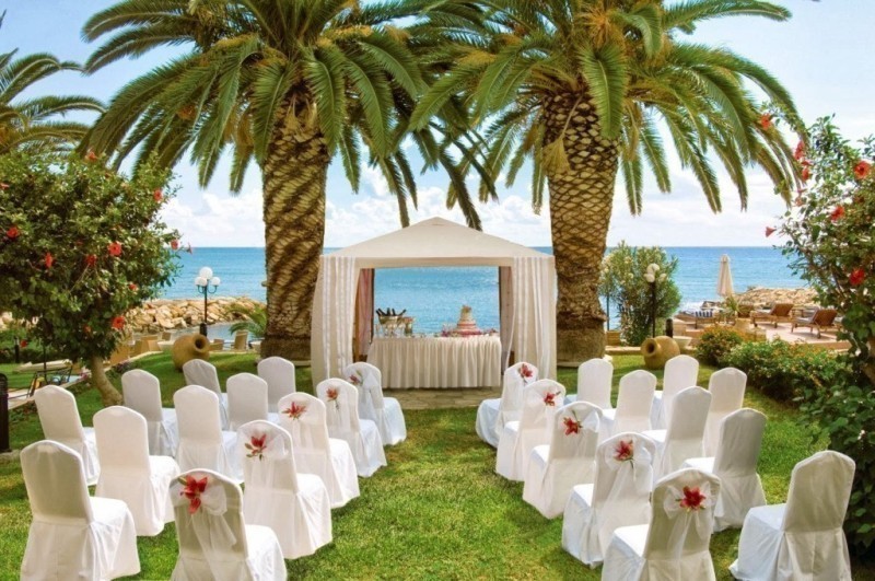 wedding-chair-decoration-ideas-17 88+ Unique Ideas for Decorating Your Outdoor Wedding