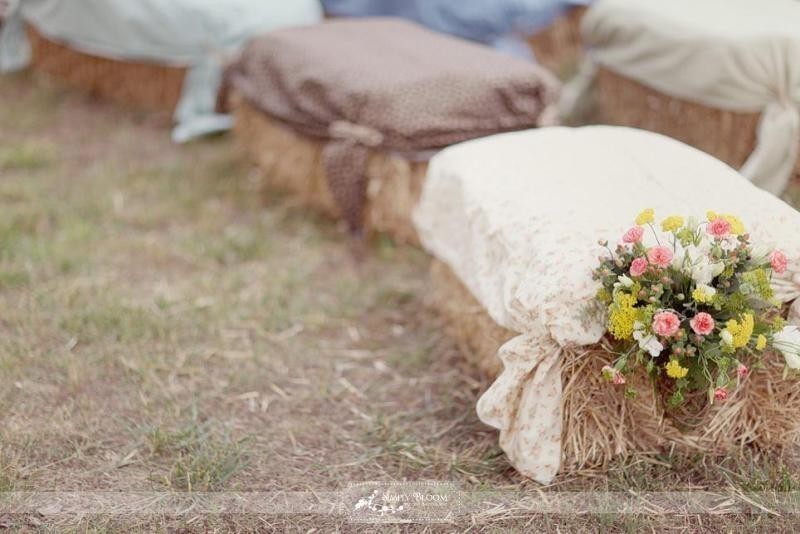 88+ Unique Ideas for Decorating Your Outdoor Wedding 33 wedding chair decoration ideas 22 88+ Unique Ideas for Decorating Your Outdoor Wedding - 33
