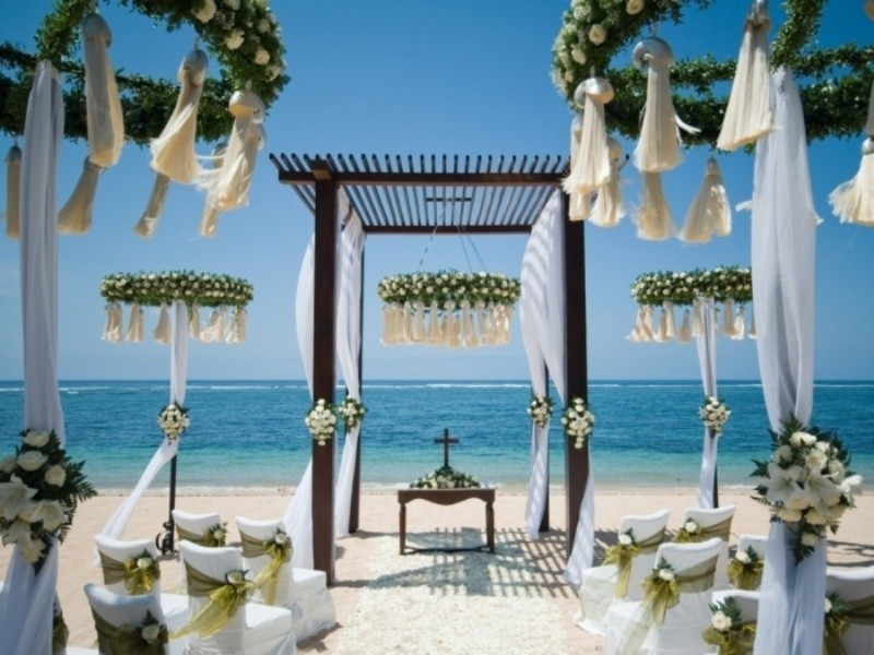 88+ Unique Ideas for Decorating Your Outdoor Wedding 35 wedding chair decoration ideas 24 88+ Unique Ideas for Decorating Your Outdoor Wedding - 35